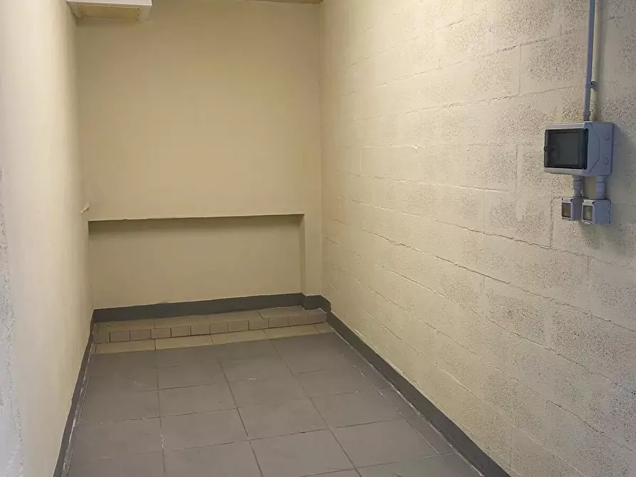 Immagine 15 di Magazzino in vendita  in Via di San Gervasio a Firenze