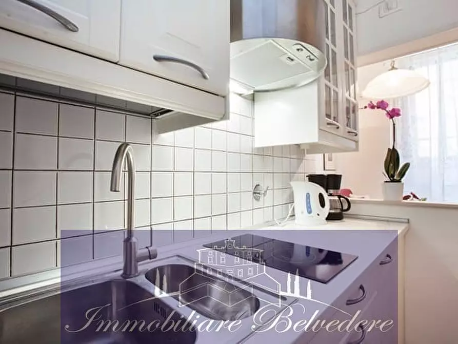 Immagine 8 di Bilocale in vendita  in Piazza Tasso a Firenze