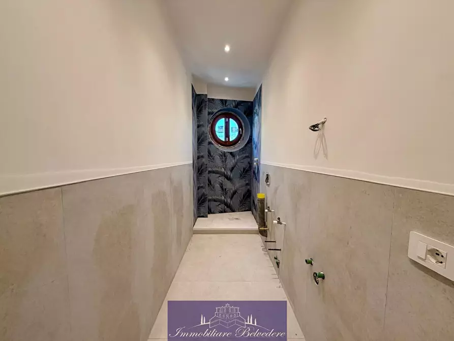 Immagine 9 di Trilocale in vendita  in Via Caponsacchi a Firenze