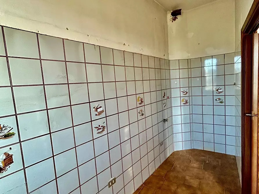 Immagine 6 di Trilocale in vendita  in Via San Francesco d' Assisi a Lastra A Signa