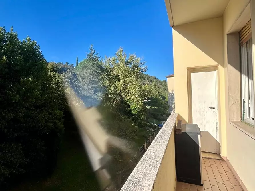 Immagine 15 di Quadrilocale in vendita  in Via Togliatti a Impruneta