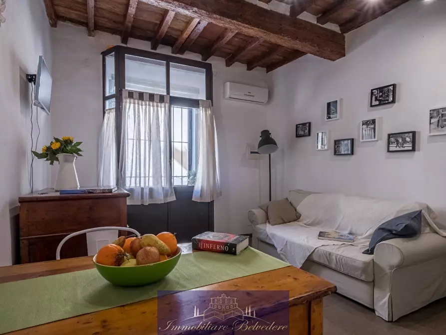 Immagine 2 di Bilocale in vendita  in Via dei Serragli a Firenze