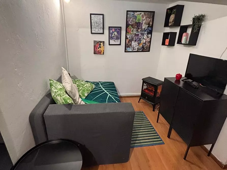 Immagine 12 di Bilocale in vendita  in Via Gozzoli a Firenze