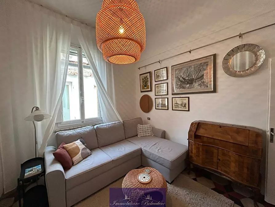 Immagine 12 di Trilocale in affitto  in Via di Santa Lucia a Firenze