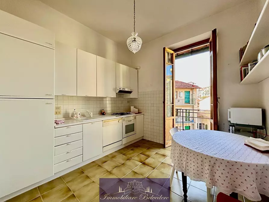 Immagine 9 di Trilocale in affitto  in Via Giandomenico Romagnosi a Firenze