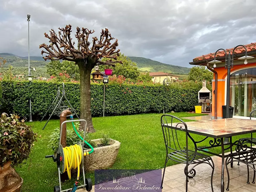 Immagine 42 di Villa in vendita  in Via Eugenio Montale a Montale