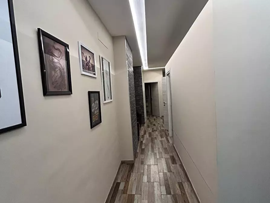 Immagine 11 di Locale commerciale in vendita  in Via Francesco Corteccia a Firenze