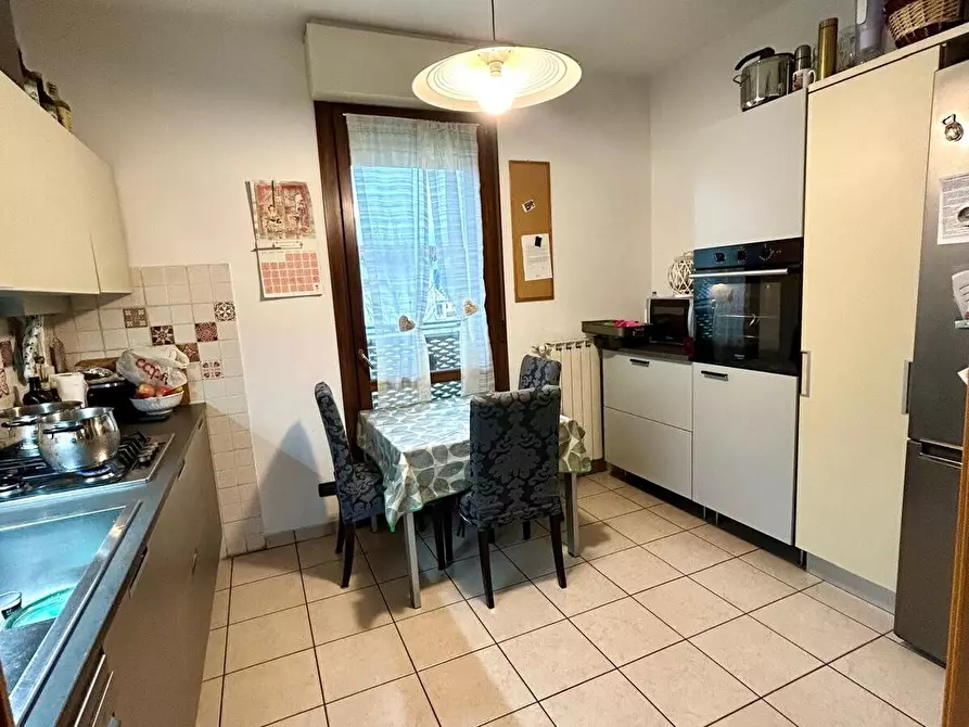 Immagine 8 di Appartamento in vendita  in Via della Nave di Brozzi a Firenze