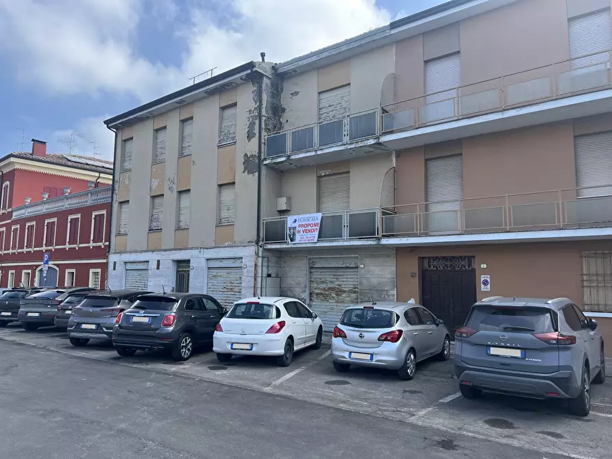 Immagine 32 di Casa indipendente in vendita  in Piazza Alfredo Baccarini 1 a Finale Emilia