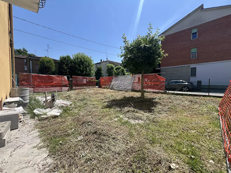 Immagine 3 di Pentalocale in vendita  in Via Panerazzi 200 a Crevalcore