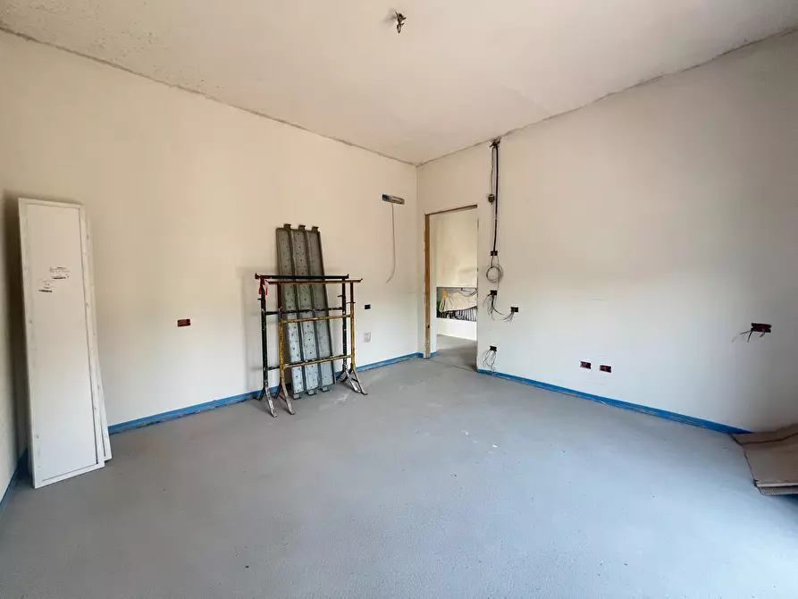 Immagine 26 di Pentalocale in vendita  in Via Panerazzi 200 a Crevalcore