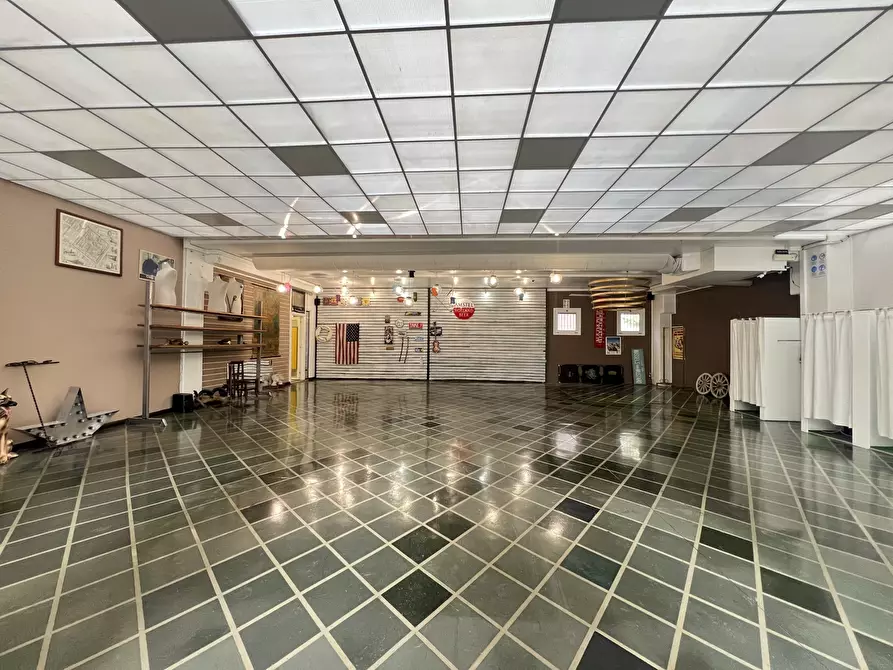 Immagine 9 di Showroom in vendita  in Via Amedeo Modigliani 10 a Crevalcore