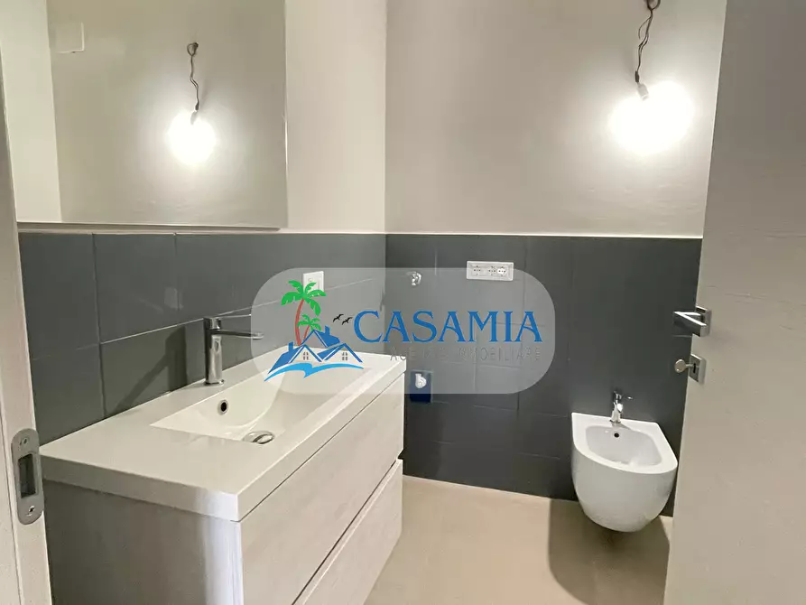 Immagine 5 di Trilocale in affitto  a San Benedetto Del Tronto