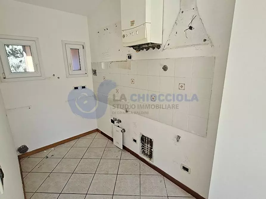Immagine 12 di Trilocale in vendita  a Bologna