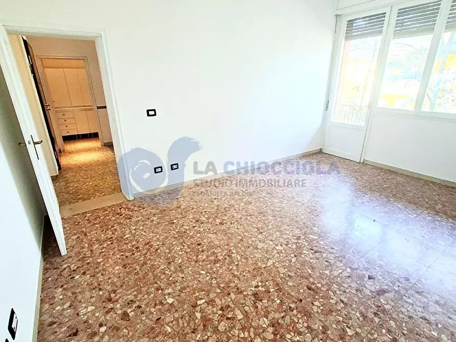 Immagine 19 di Bilocale in affitto  in via emilia a San Lazzaro Di Savena