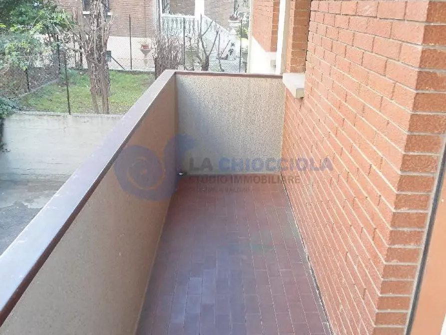 Immagine 9 di Bilocale in affitto  a Bologna