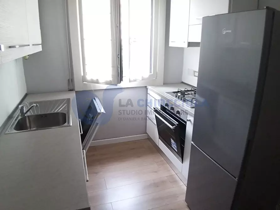 Immagine 13 di Trilocale in affitto  in VIA RANZANI a Bologna