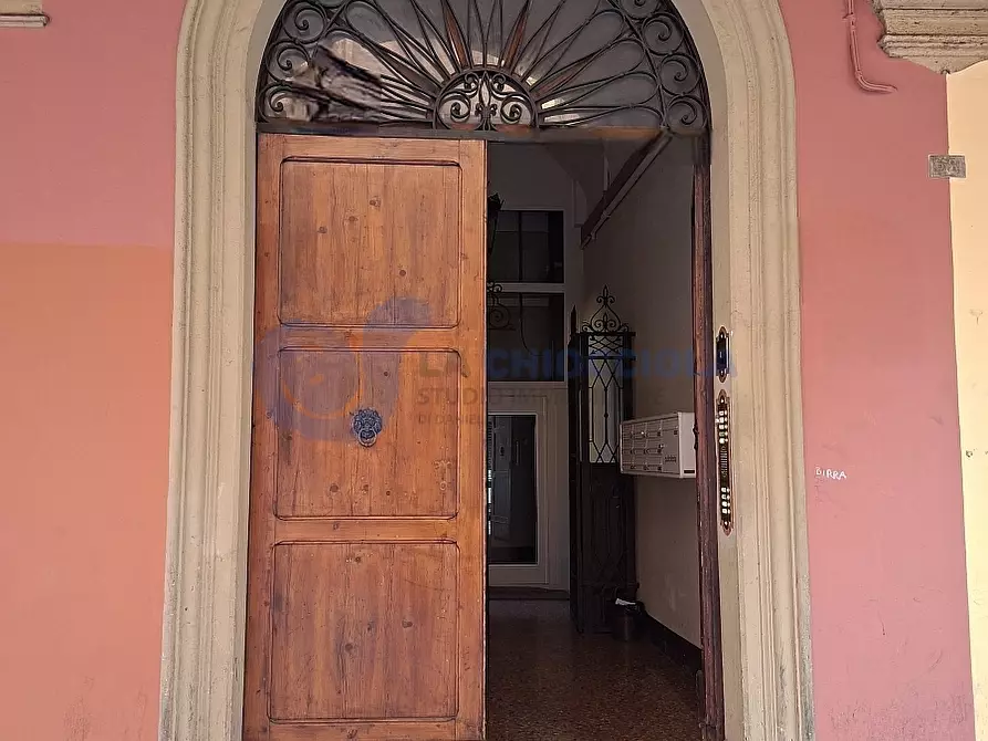 Immagine 6 di Ufficio in vendita  a Bologna