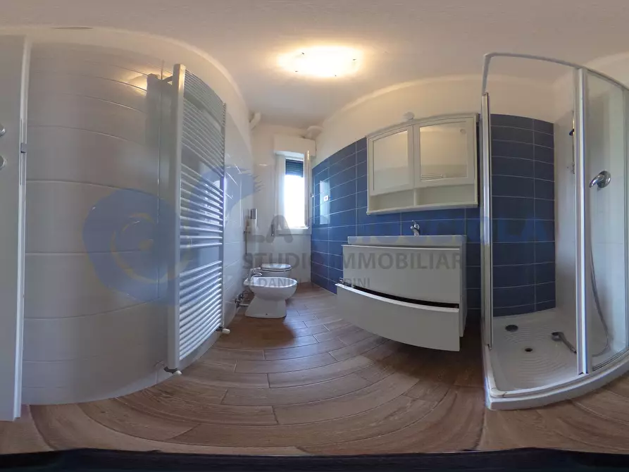 Immagine 43 di Trilocale in affitto  in VIA RANZANI a Bologna