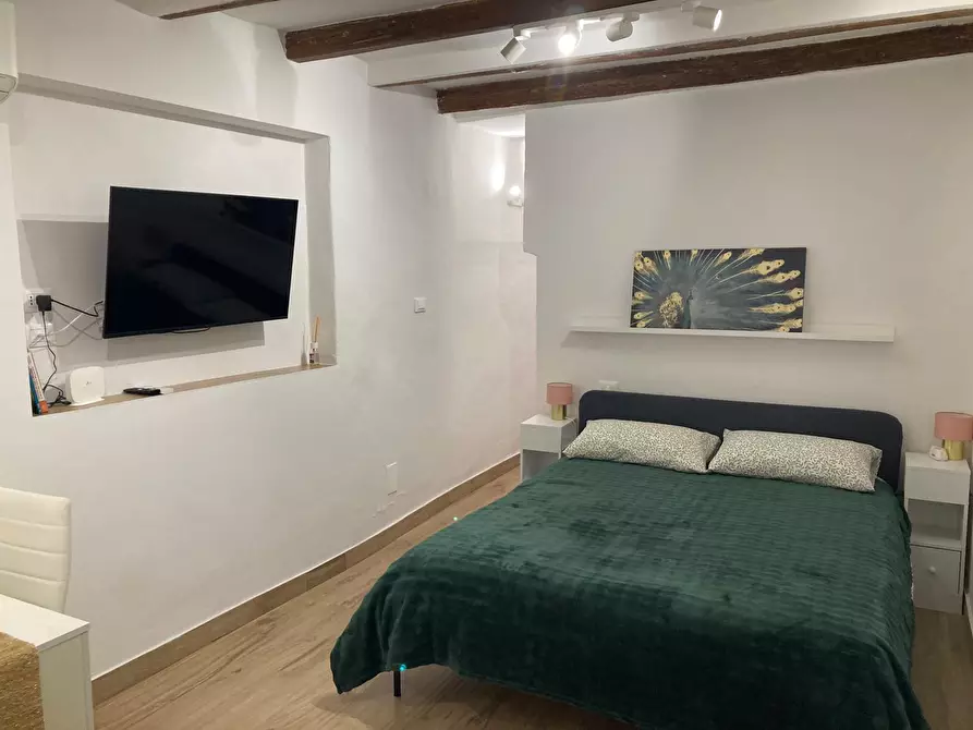 Immagine 23 di Bilocale in affitto  in Via degli Angeli a Bologna