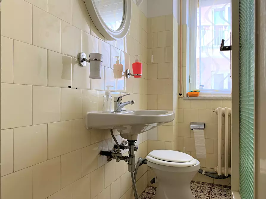 Immagine 16 di Stanza singola in affitto  a Catanzaro