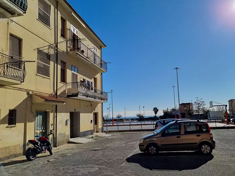 Immagine 1 di Trilocale in affitto  a Catanzaro