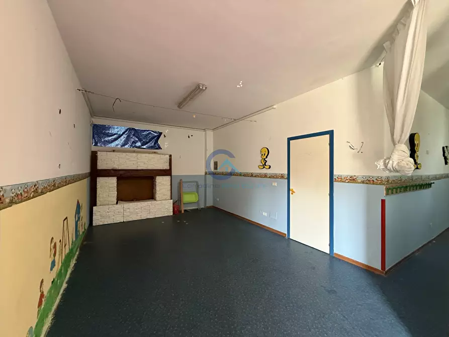 Immagine 7 di Locale commerciale in vendita  in via borrace alla caserma 43/A a Reggio Di Calabria