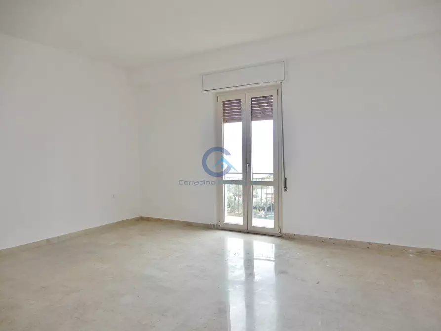 Immagine 1 di Quadrilocale in affitto  in Via Domenico Mottola d'Amato 13 a Catanzaro