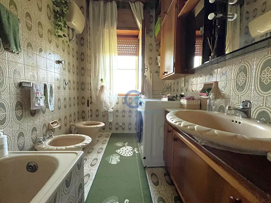 Immagine 4 di Trilocale in vendita  a Catanzaro