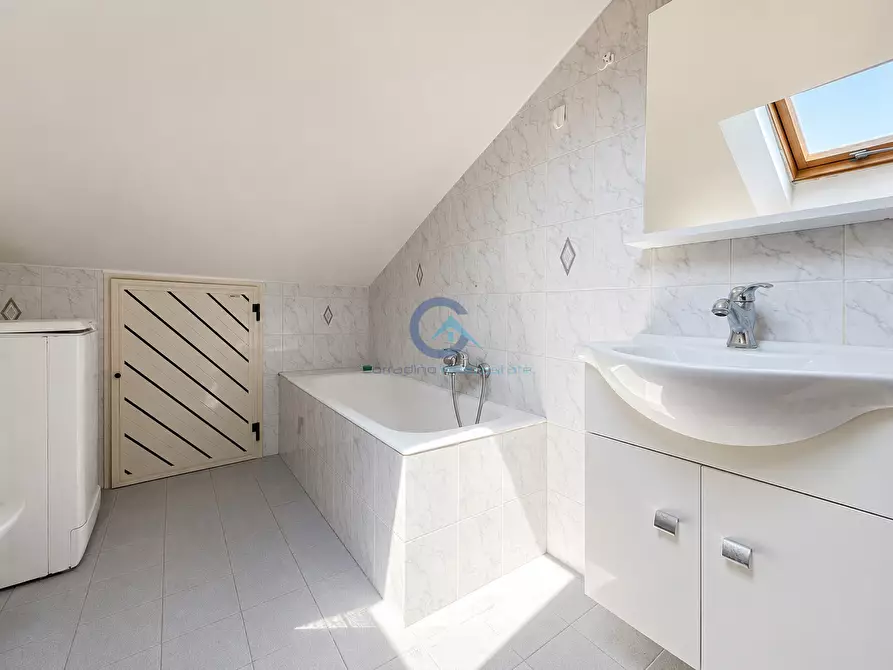 Immagine 11 di Attico in vendita  in Via Martiri di Cefalonia 32 a Catanzaro