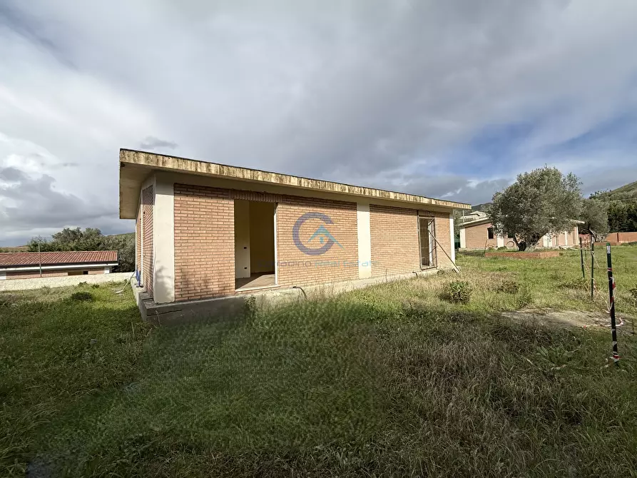 Immagine 4 di Villa in vendita  in Contrada Mula 26 a Catanzaro