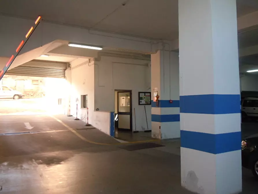 Immagine 10 di Capannone industriale in affitto  a Catanzaro