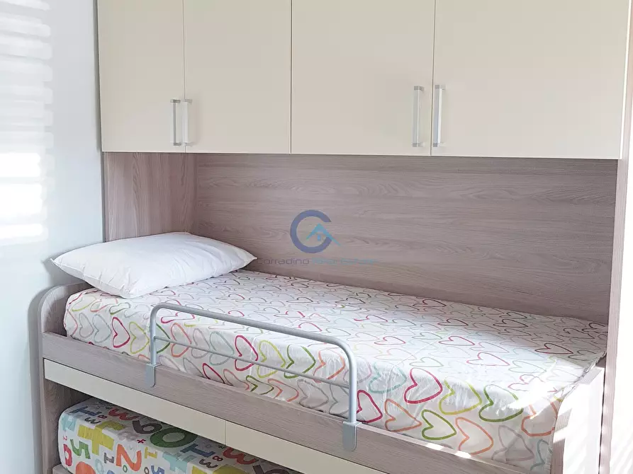 Immagine 11 di Trilocale in affitto  a Catanzaro