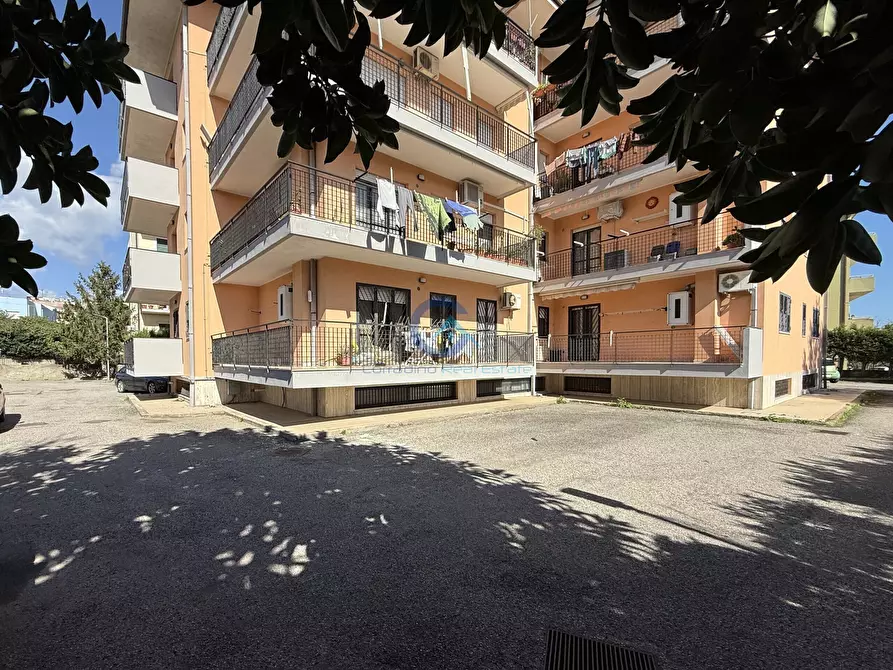 Immagine 1 di Mansarda in affitto  in Viale Crotone 122a a Catanzaro