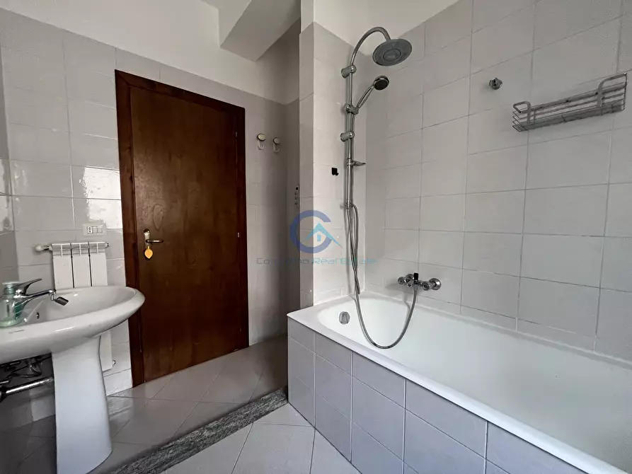 Immagine 6 di Trilocale in affitto  in Via Caprera 86/A a Catanzaro