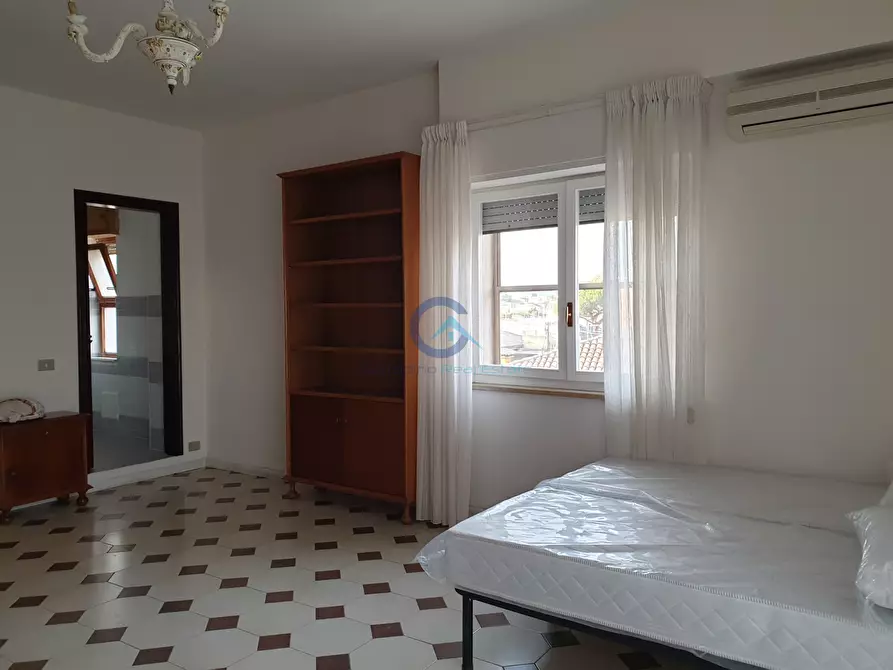 Immagine 23 di Pentalocale in affitto  a Catanzaro