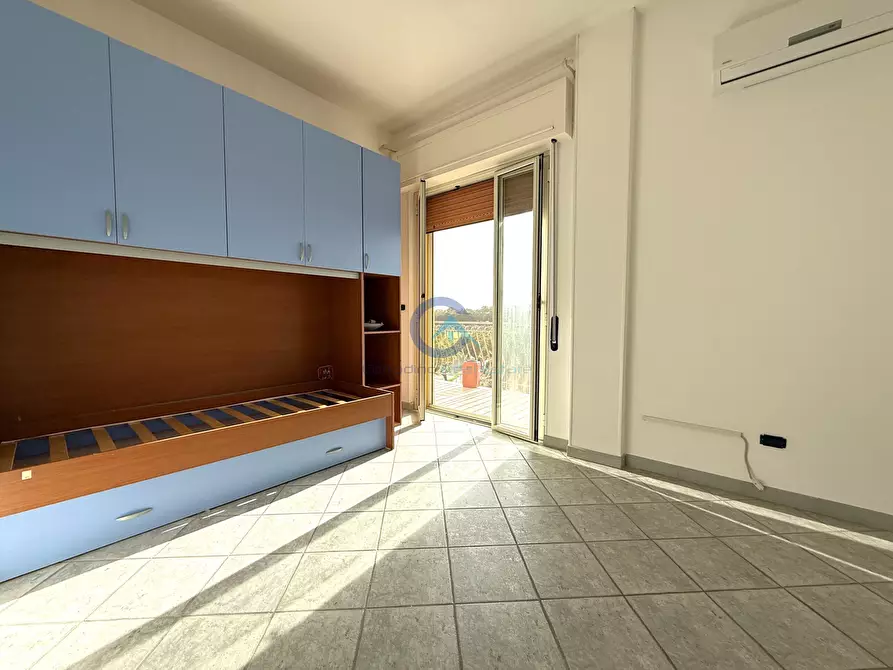Immagine 7 di Trilocale in affitto  a Catanzaro
