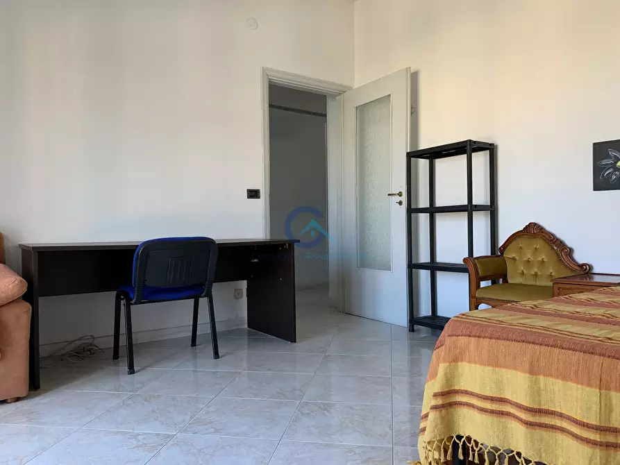 Immagine 10 di Stanza singola in affitto  a Catanzaro