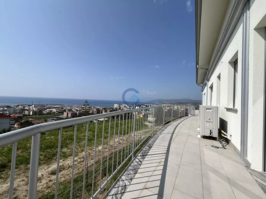 Immagine 1 di Trilocale in vendita  in Via Antonio Izzi de Falenta 11 a Catanzaro