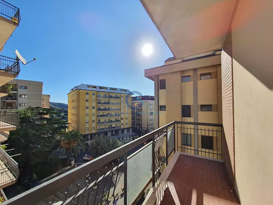 Immagine 1 di Quadrilocale in vendita  in Viale Pio X 228 a Catanzaro