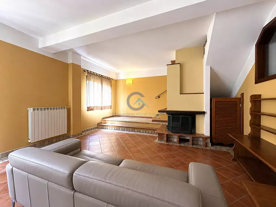Immagine 27 di Casa bifamiliare in vendita  in Viale dei Tulipani 32 a Catanzaro