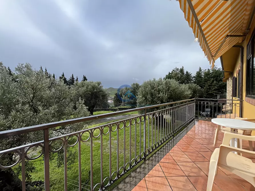 Immagine 8 di Casa bifamiliare in vendita  in Viale dei Tulipani 32 a Catanzaro