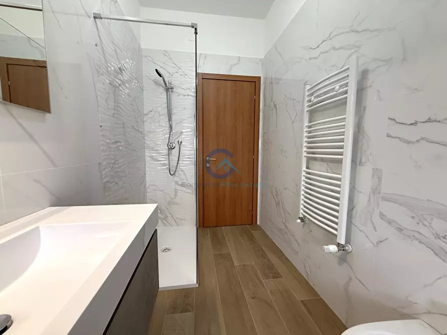 Immagine 11 di Stanza singola in affitto  a Catanzaro