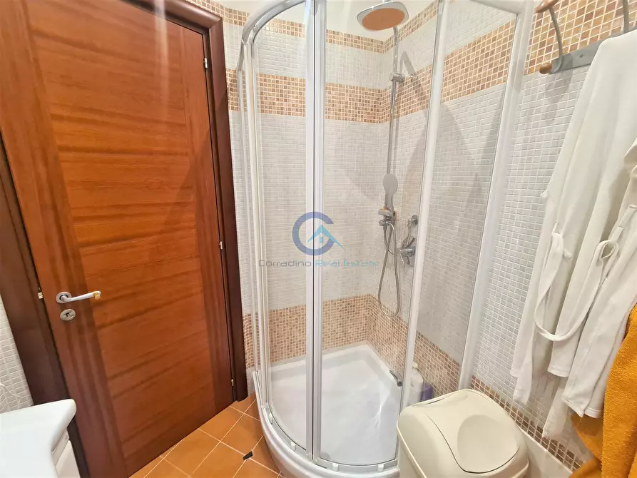Immagine 8 di Trilocale in affitto  a Catanzaro