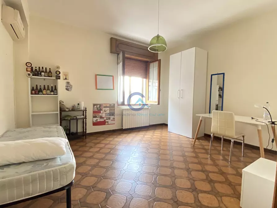 Immagine 7 di Stanza singola in affitto  a Catanzaro