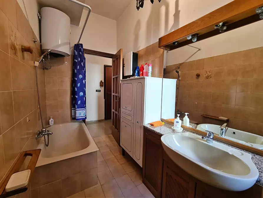 Immagine 15 di Stanza singola in affitto  a Catanzaro