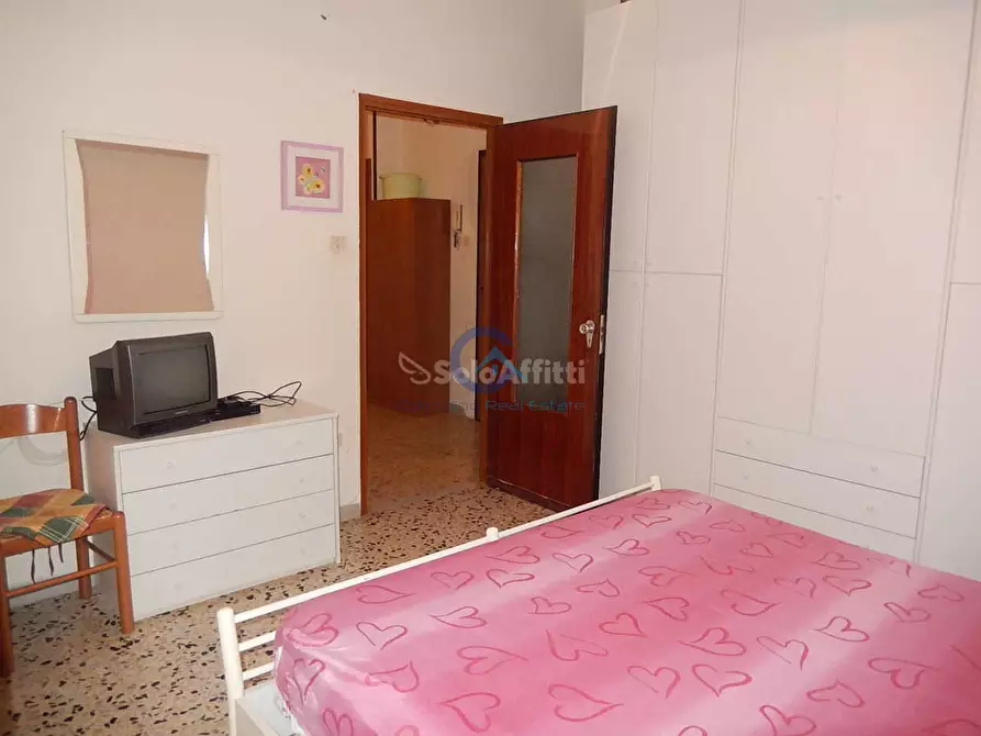 Immagine 10 di Stanza singola in affitto  a Catanzaro