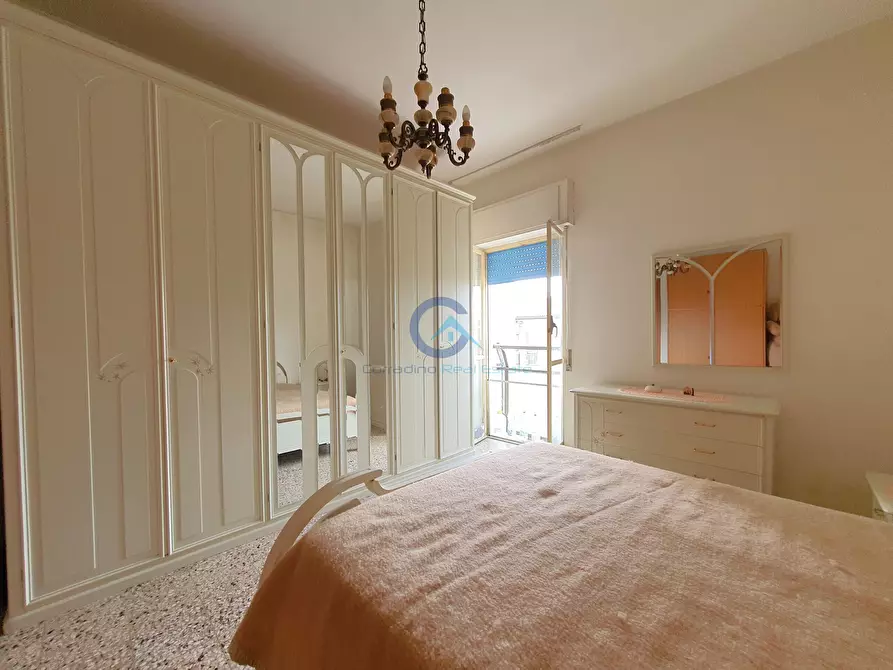 Immagine 9 di Trilocale in vendita  in Via Gianvincenzo Gravina 7 a Catanzaro