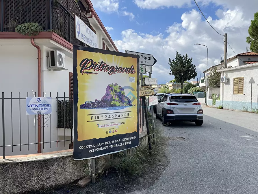 Immagine 25 di Quadrilocale in vendita  in Via Marina di Pietragrande 12 a Montauro
