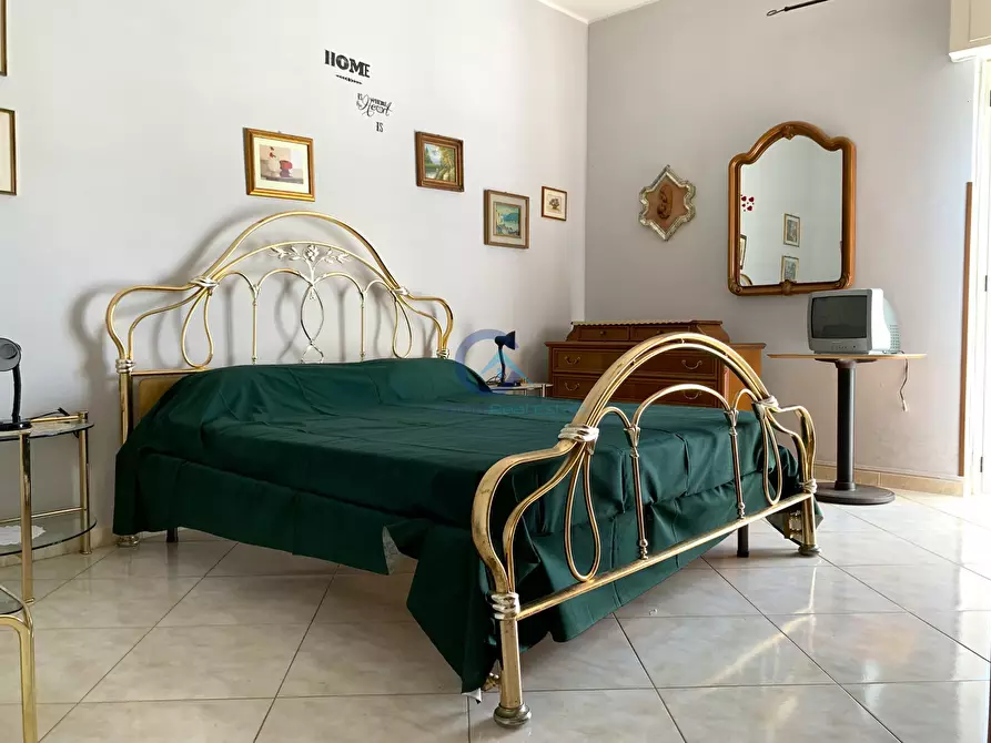 Immagine 1 di Quadrilocale in affitto  a Catanzaro